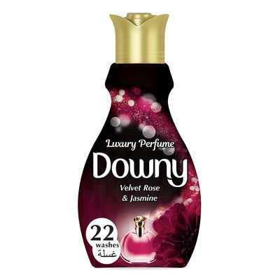 Downy Fabric Softener Concentrate Feel Elegant 880 ML
